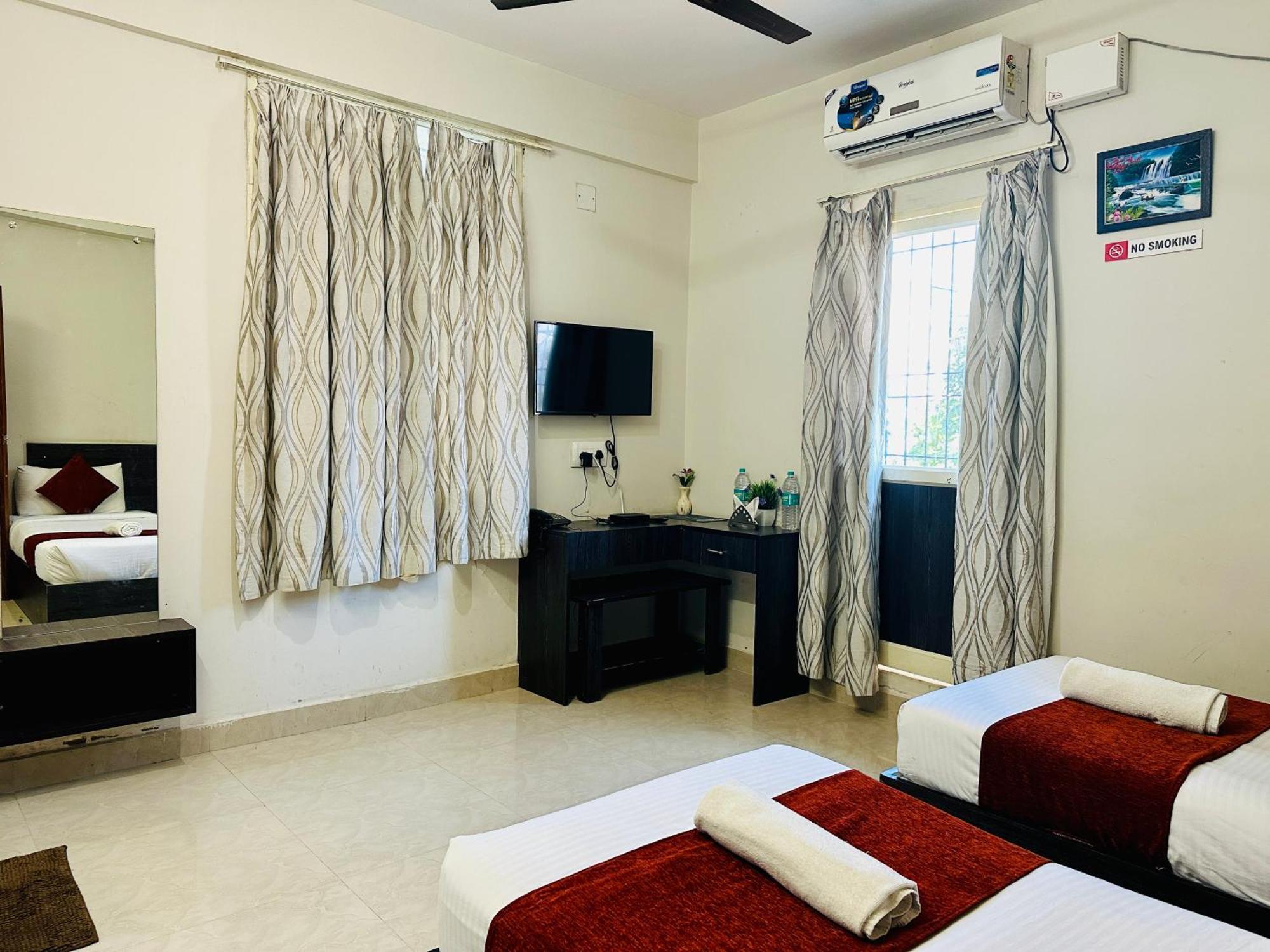 Orange Corner Hotel, Airport Pickup & Drop Available 24X7 Yelahanka Buitenkant foto
