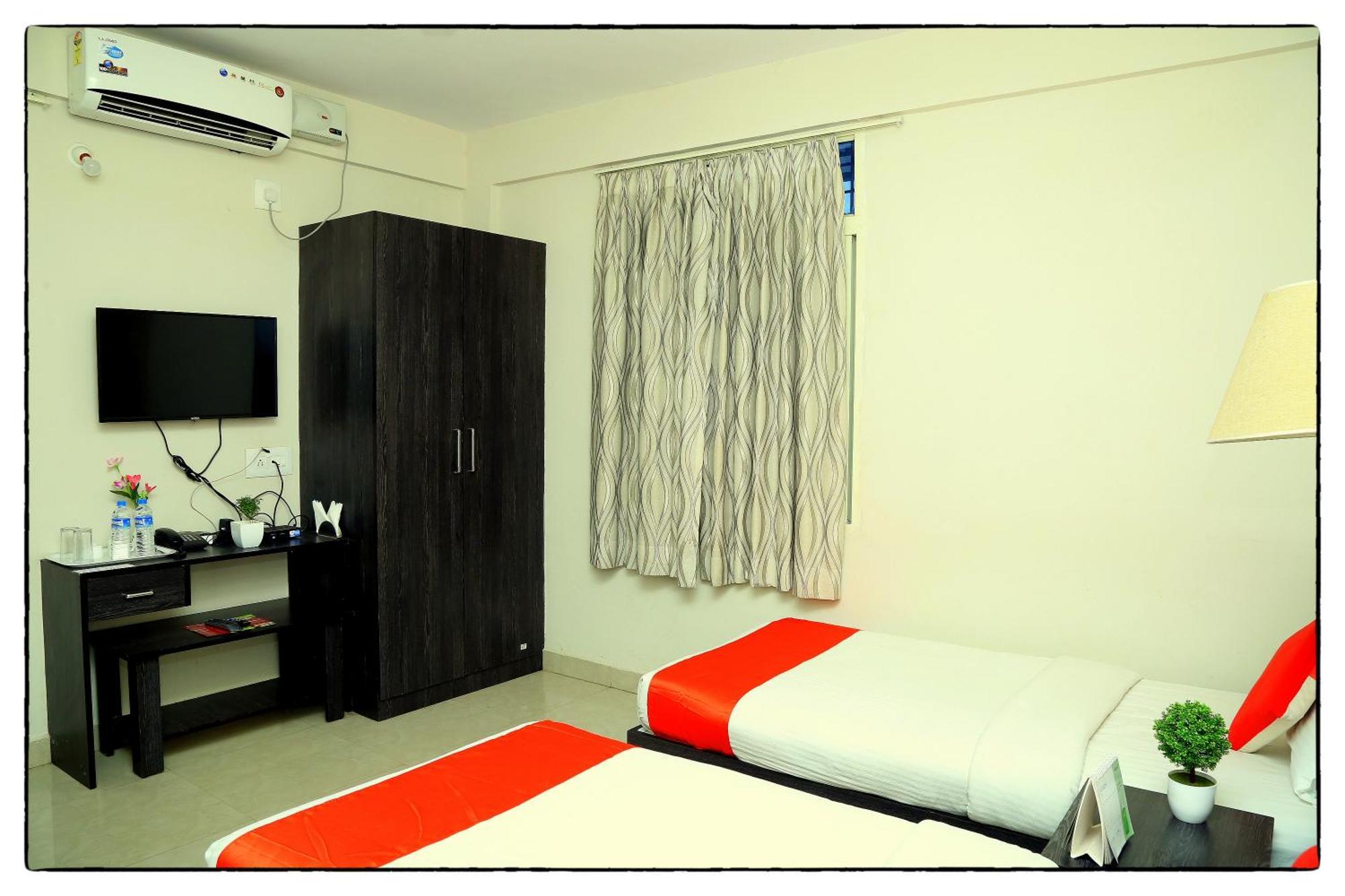 Orange Corner Hotel, Airport Pickup & Drop Available 24X7 Yelahanka Buitenkant foto